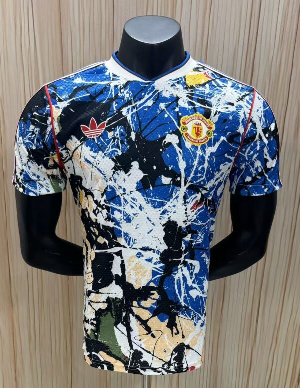 d8c18b03 Manchester United X Stone Roses Jersey